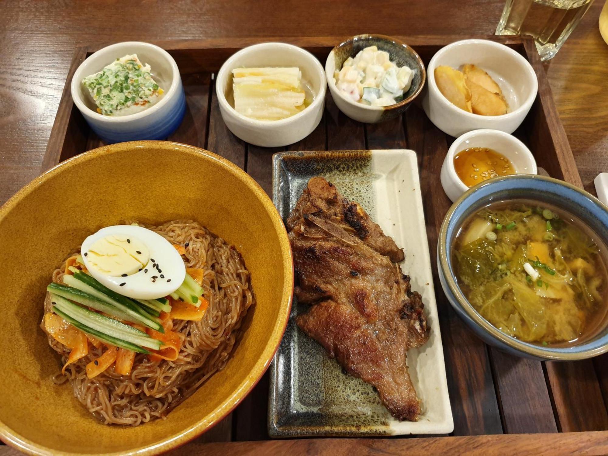 Hotel Lotus Korean
