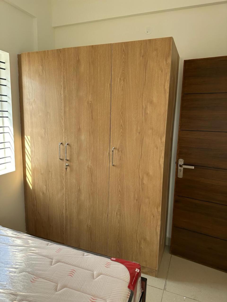 Room2go Apartment *