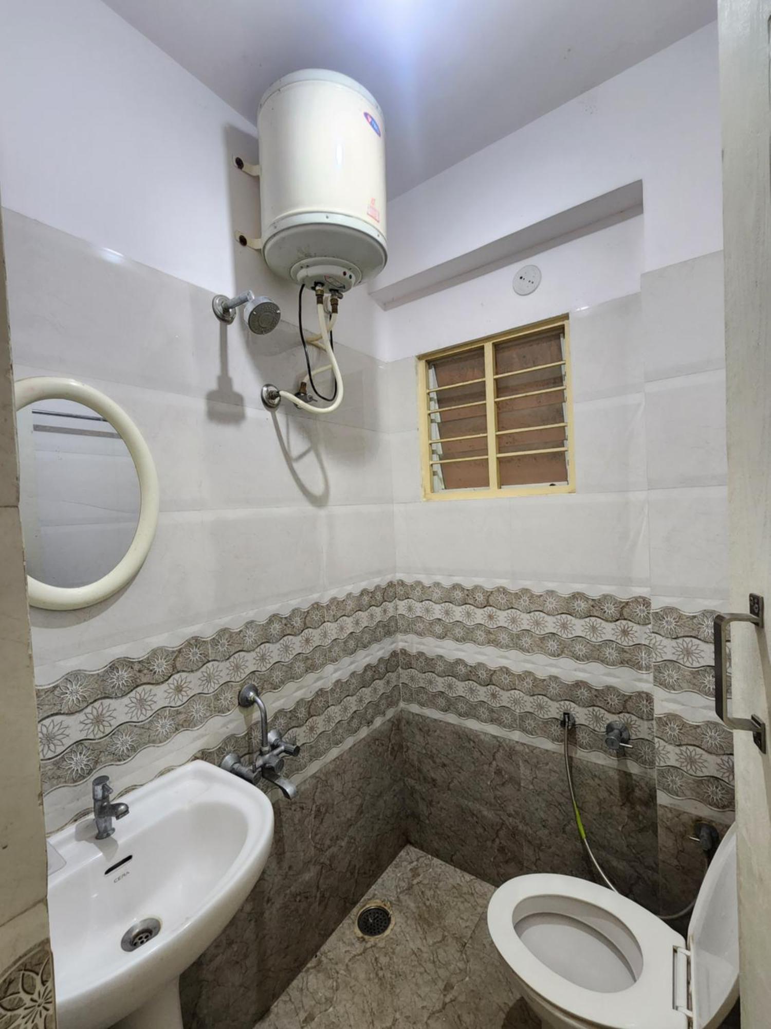 Apartment Furnished 1bhk House In Ground Floor *