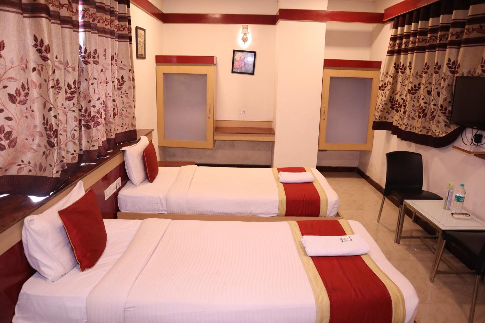 Sri Sai Ram Hotel