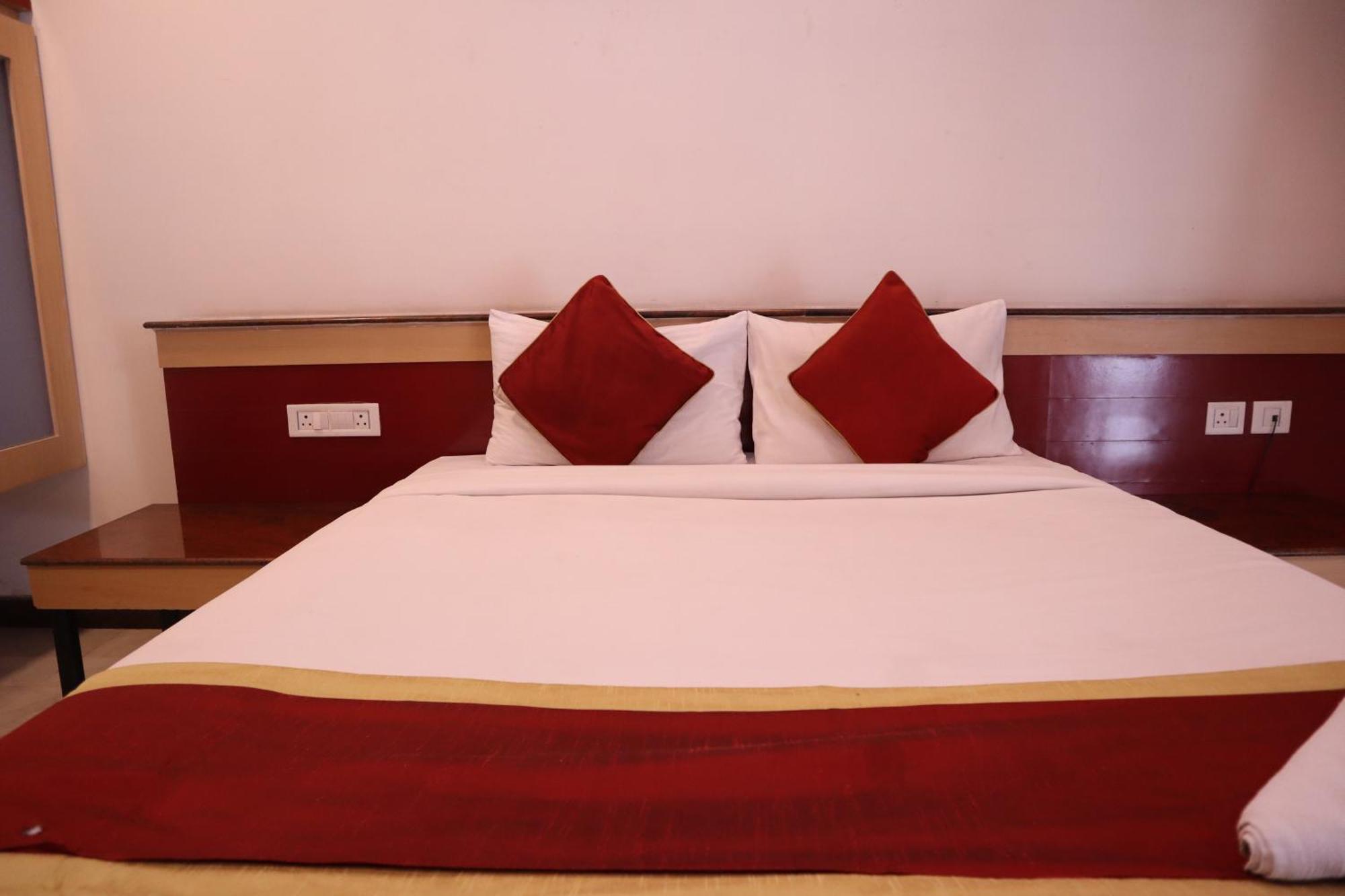 Sri Sai Ram Hotel Bangalore