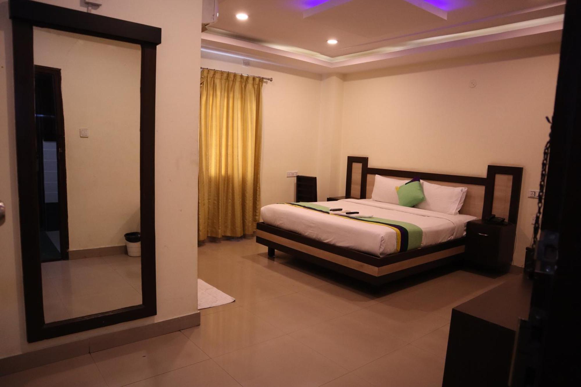 Hotel Millennium Plaza 2*