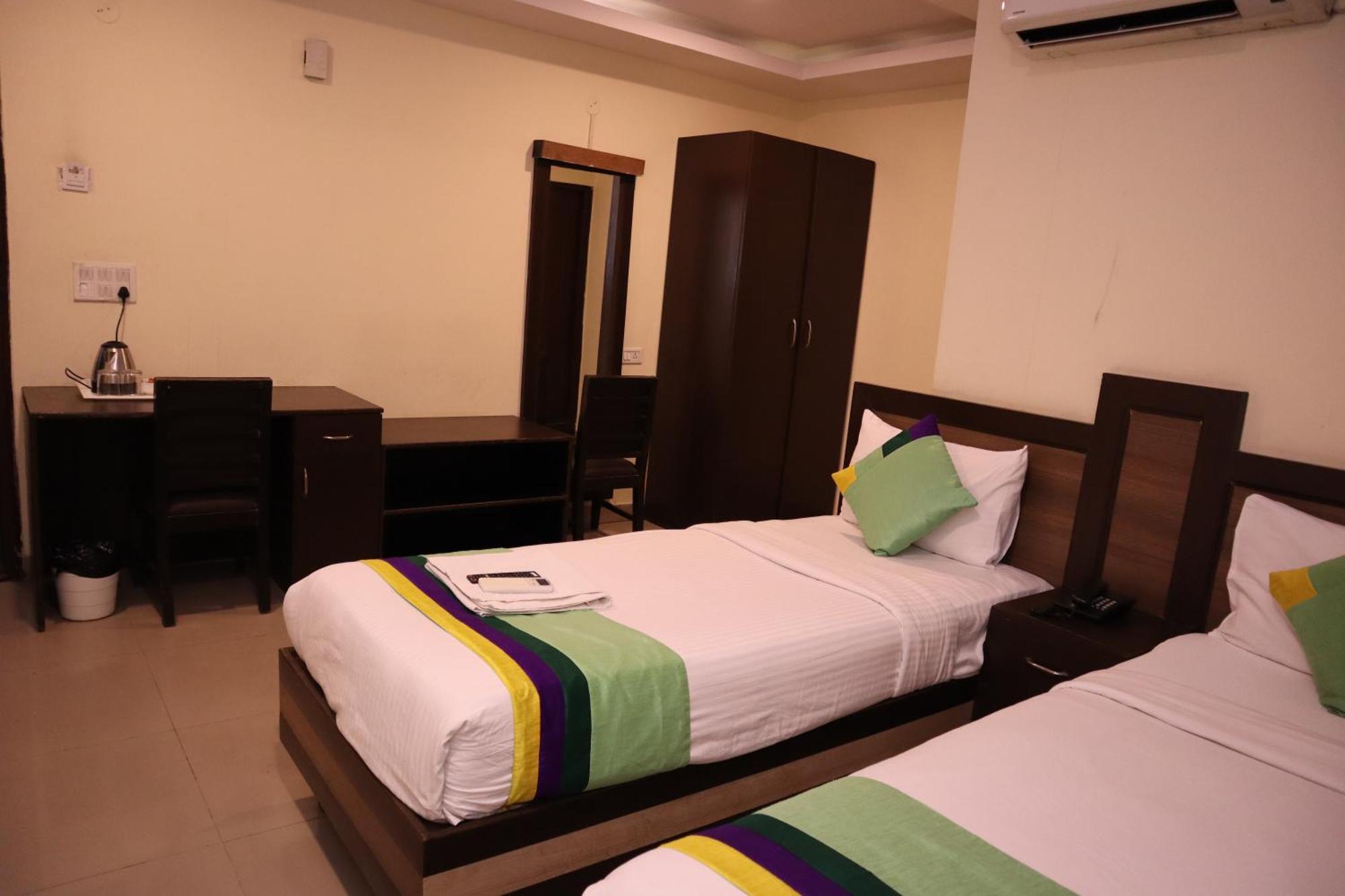 Hotel Millennium Plaza 2*