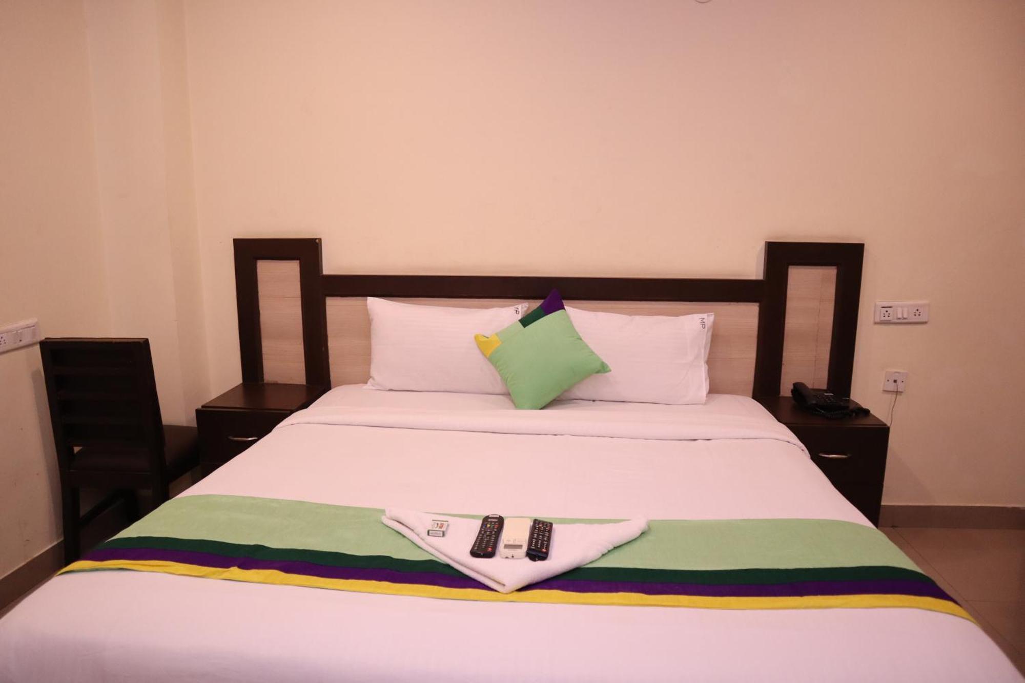 Hotel Millennium Plaza