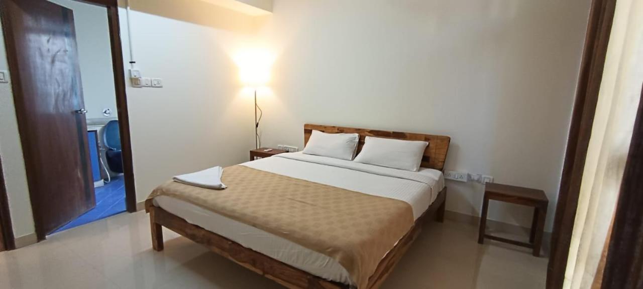 Lmh Ii Guest house Bangalore