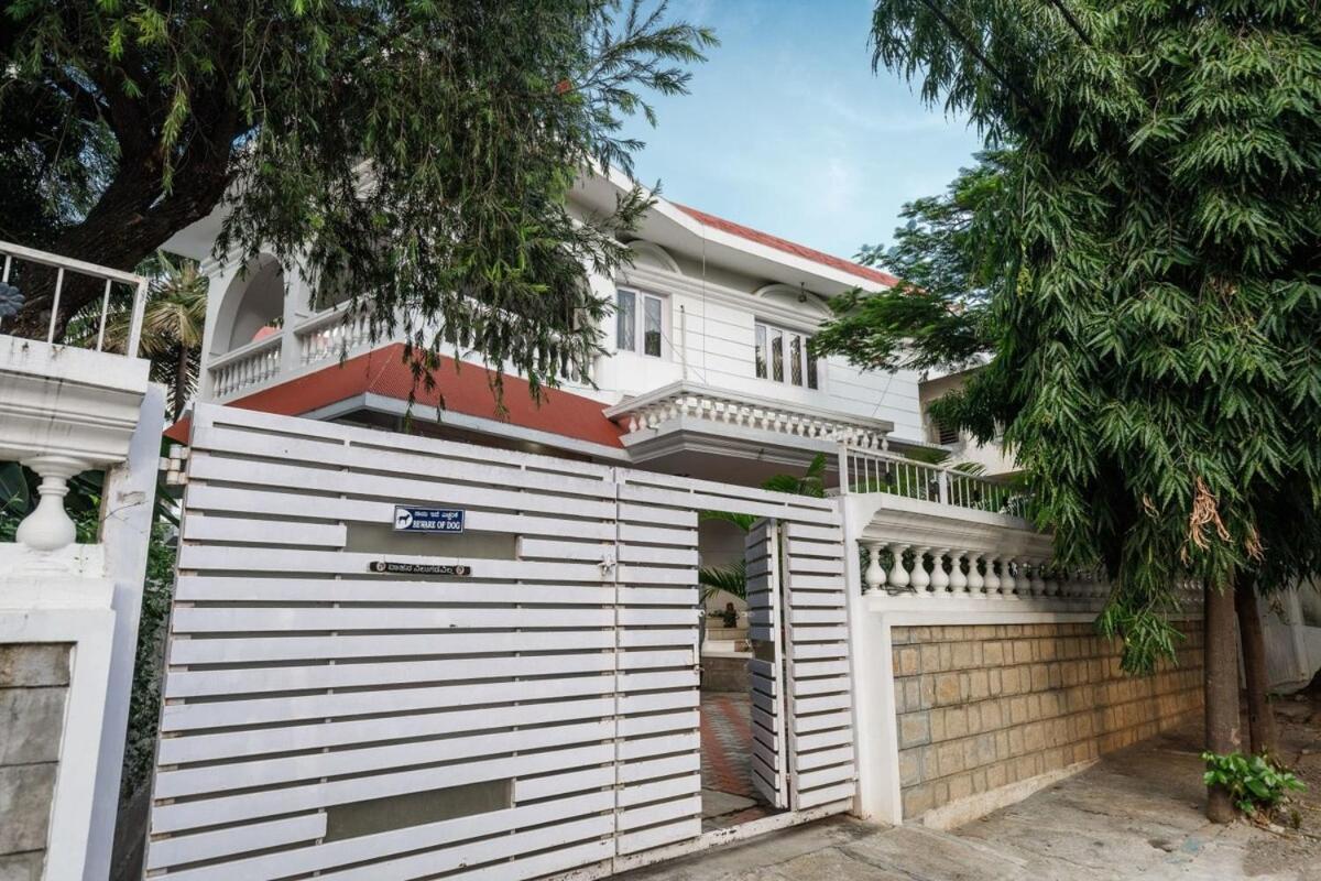 Westside Bungalow By Jadecaps Nr Wtc Rajajinagar *