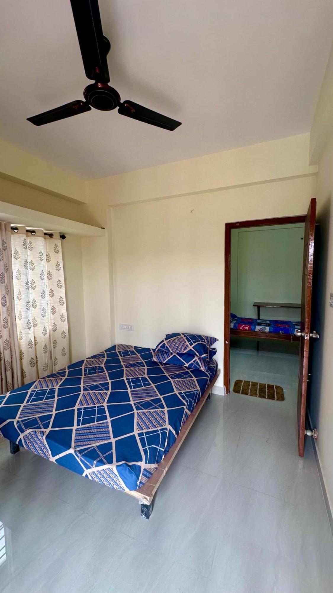 Kargil Stays- Dedicated 1bhk Flat With Balcony *
