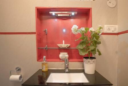 Eden Garden By Jadecaps Nr Mg Road Garden * Bangalore