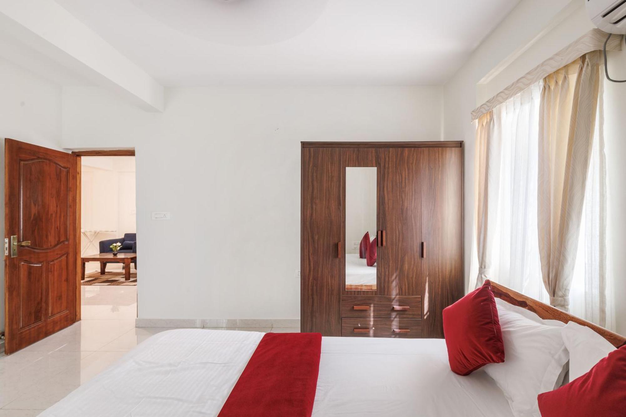 Mistyblue Aparthotel
