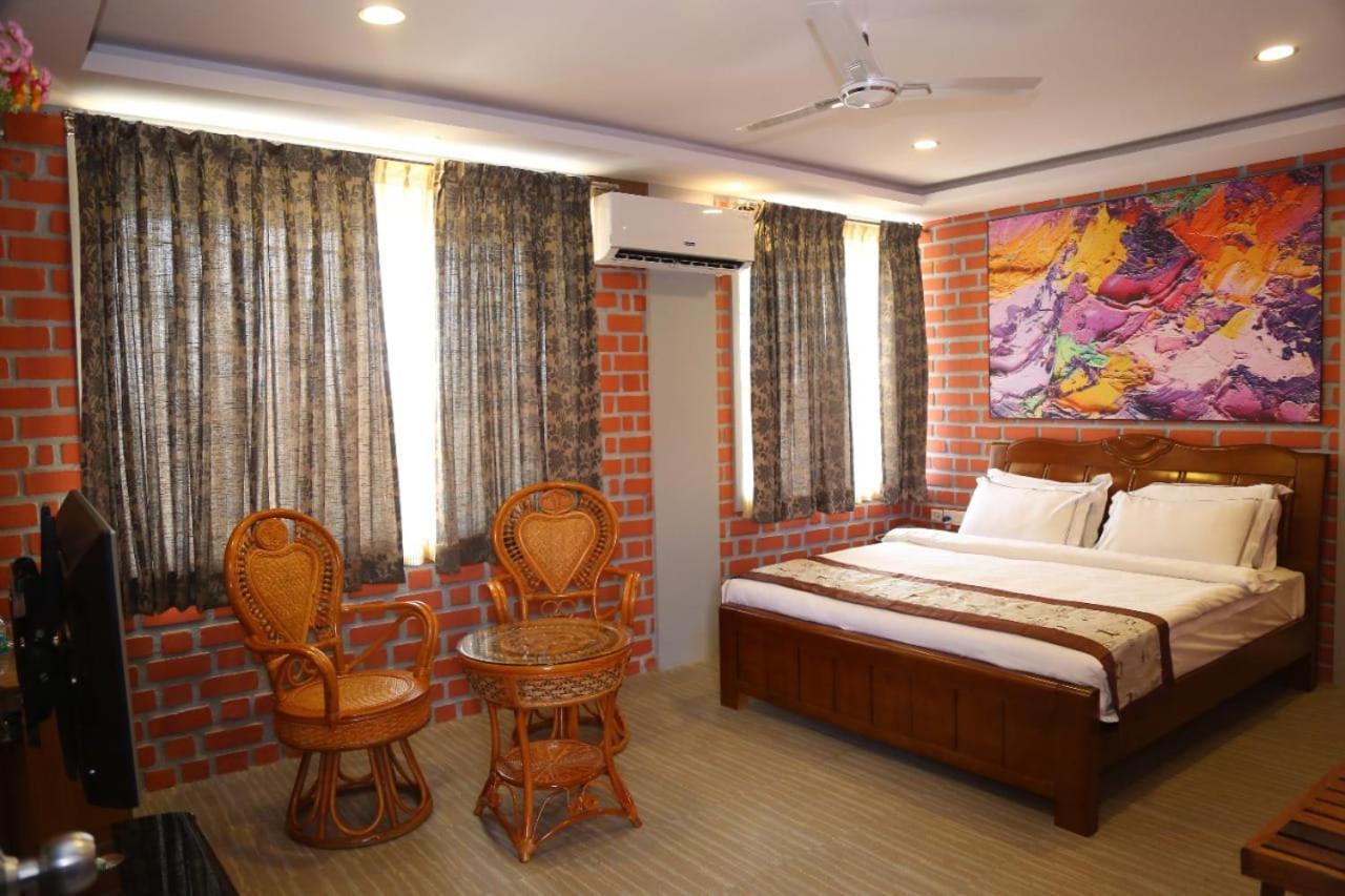 Apartment Sai Siri 2bhk Service