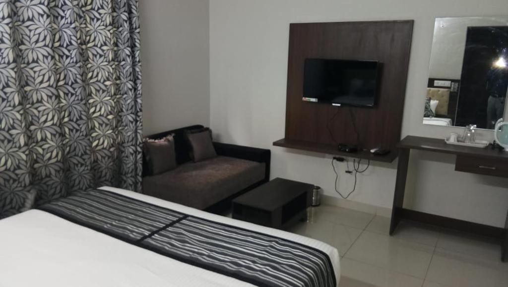 Sai Siri 2bhk Service