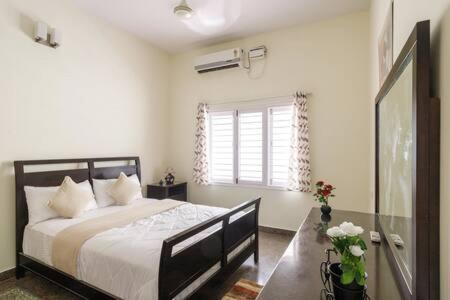Cedarwood Serviced 3bhk Bungalow Bangalore