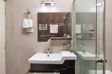 Cedarwood Serviced 3bhk Bungalow
