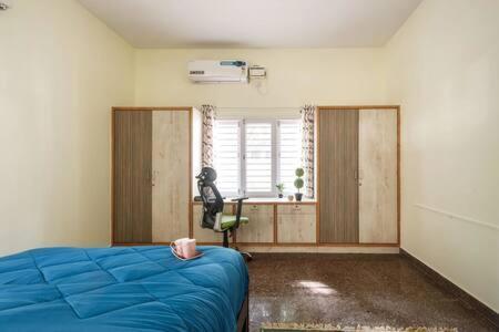 Cedarwood Serviced 3bhk Bungalow * Bangalore