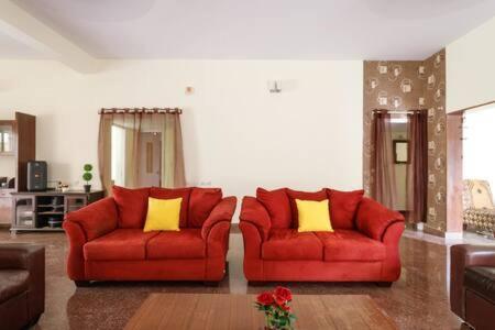 Cedarwood Serviced 3bhk Bungalow Villa