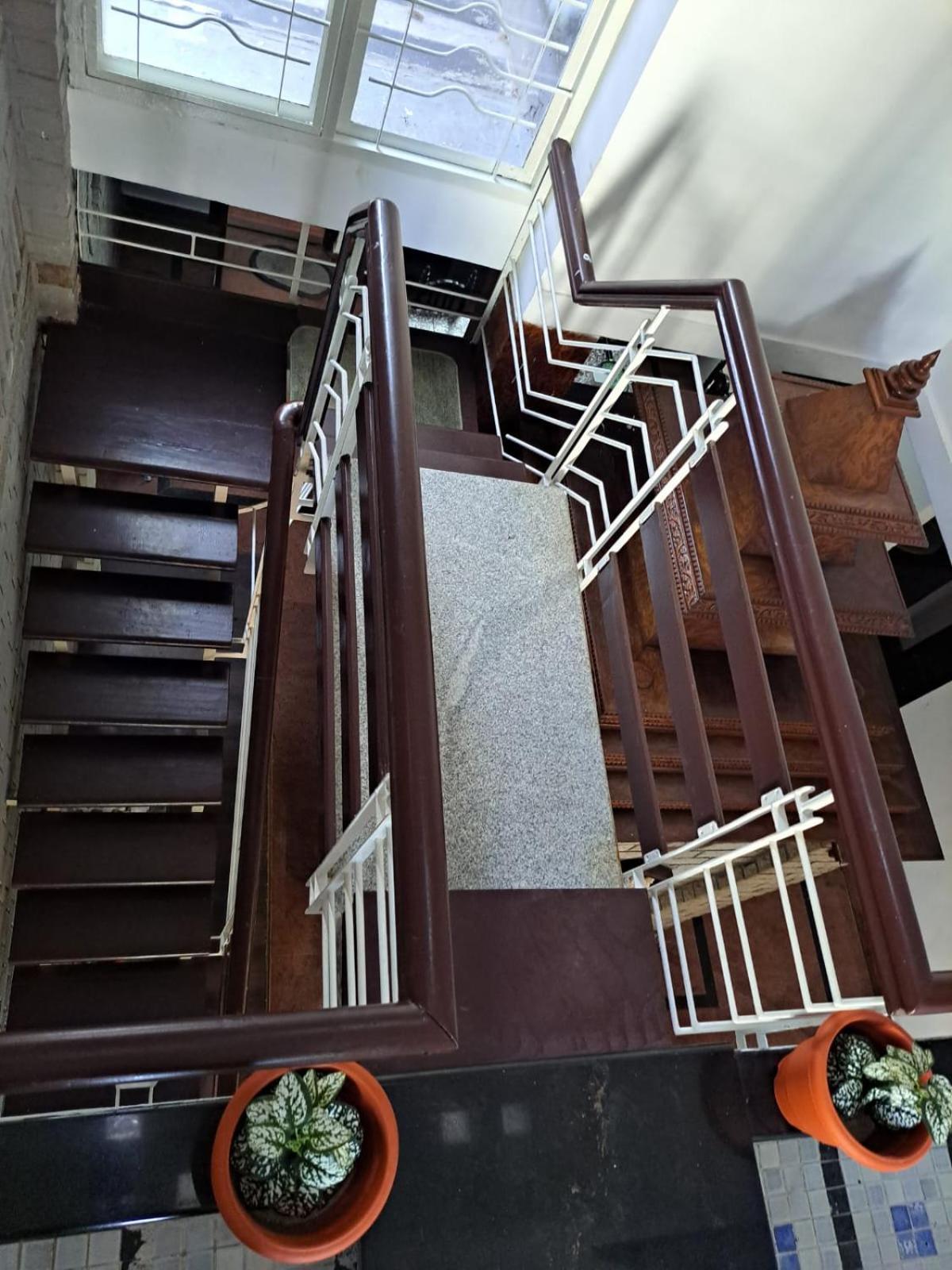 3 Bedroom Duplex With Private Pool *