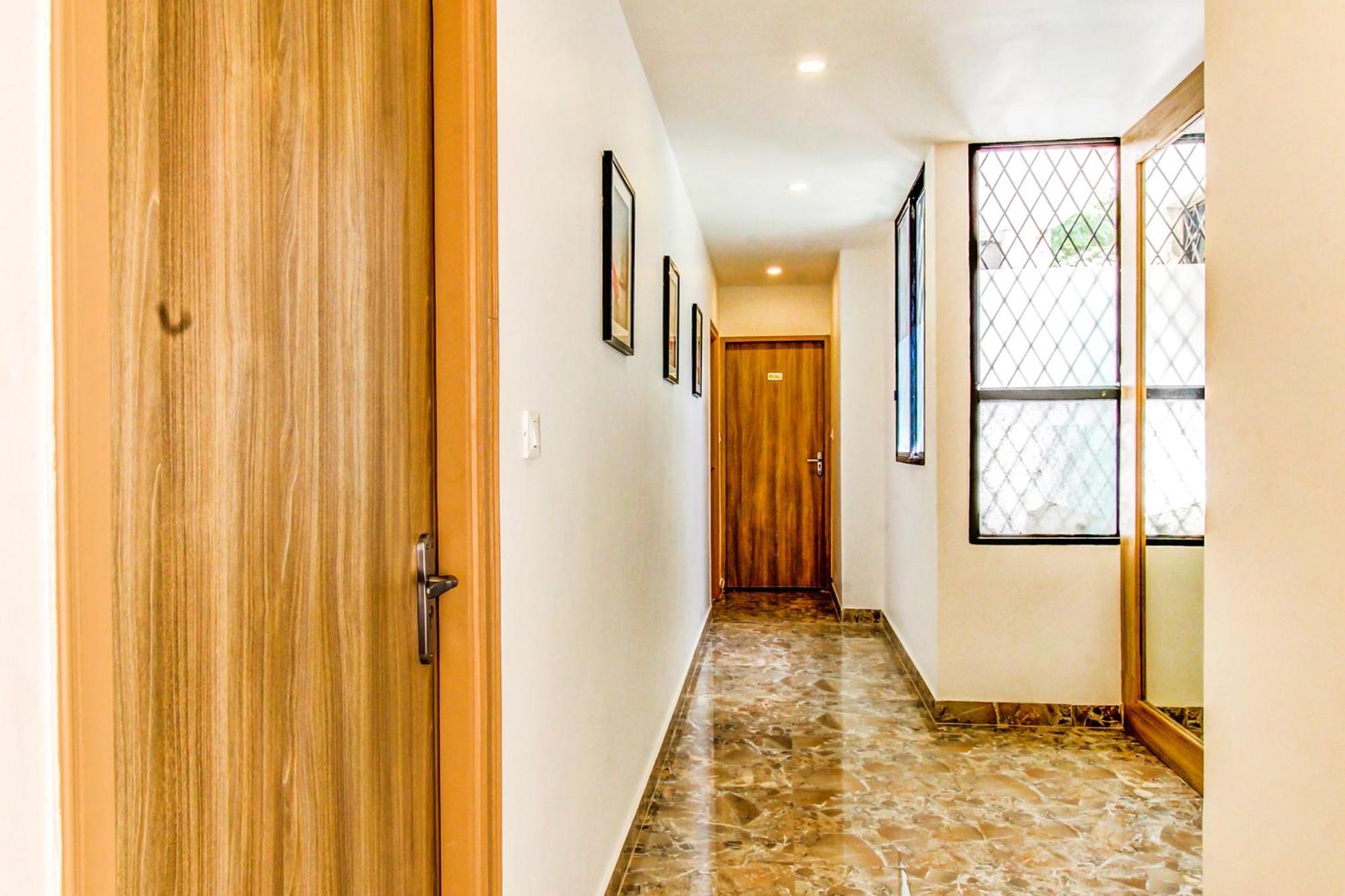 Fabhotel Vista - Frazer Town Hotel