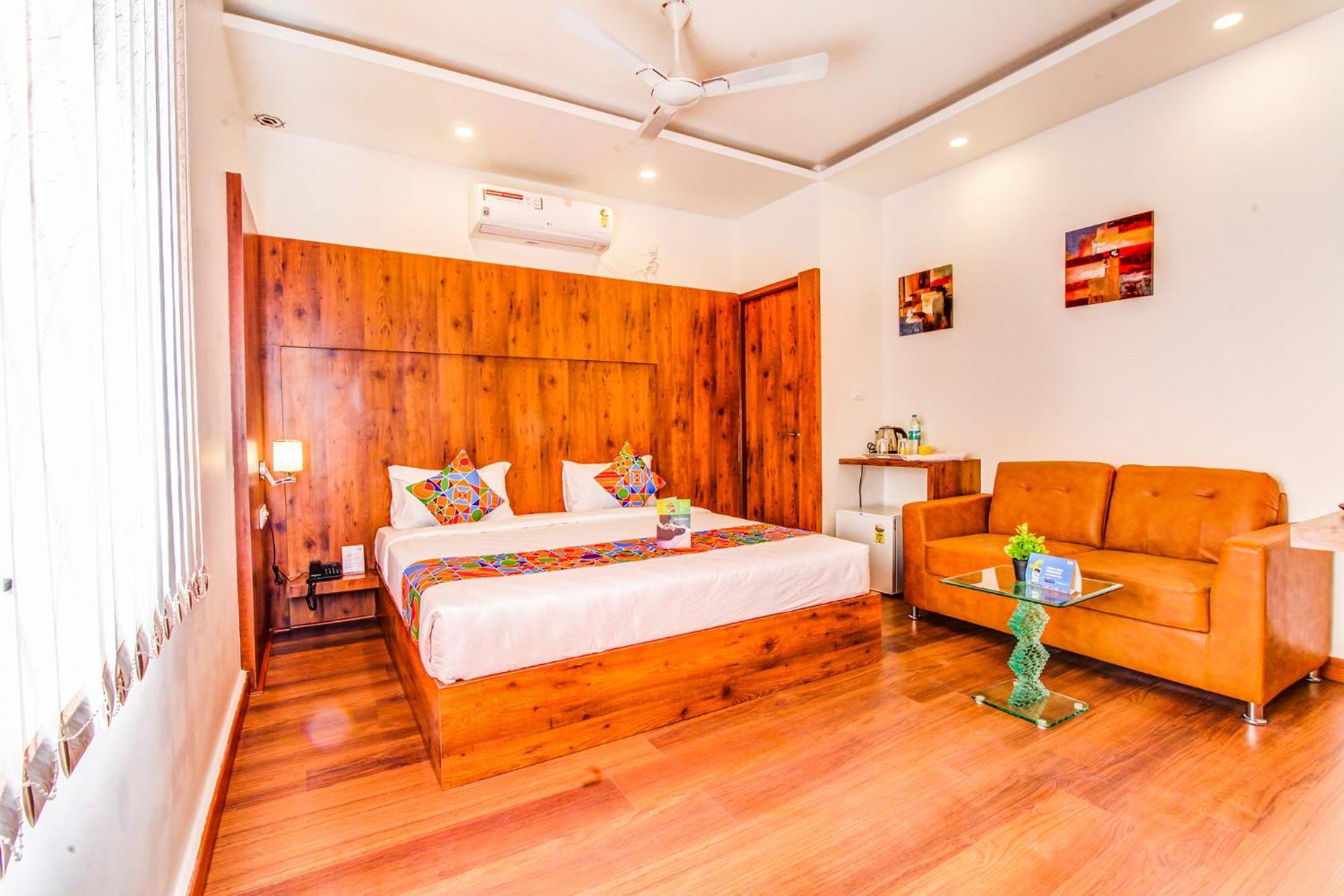 Fabhotel Vista - Frazer Town