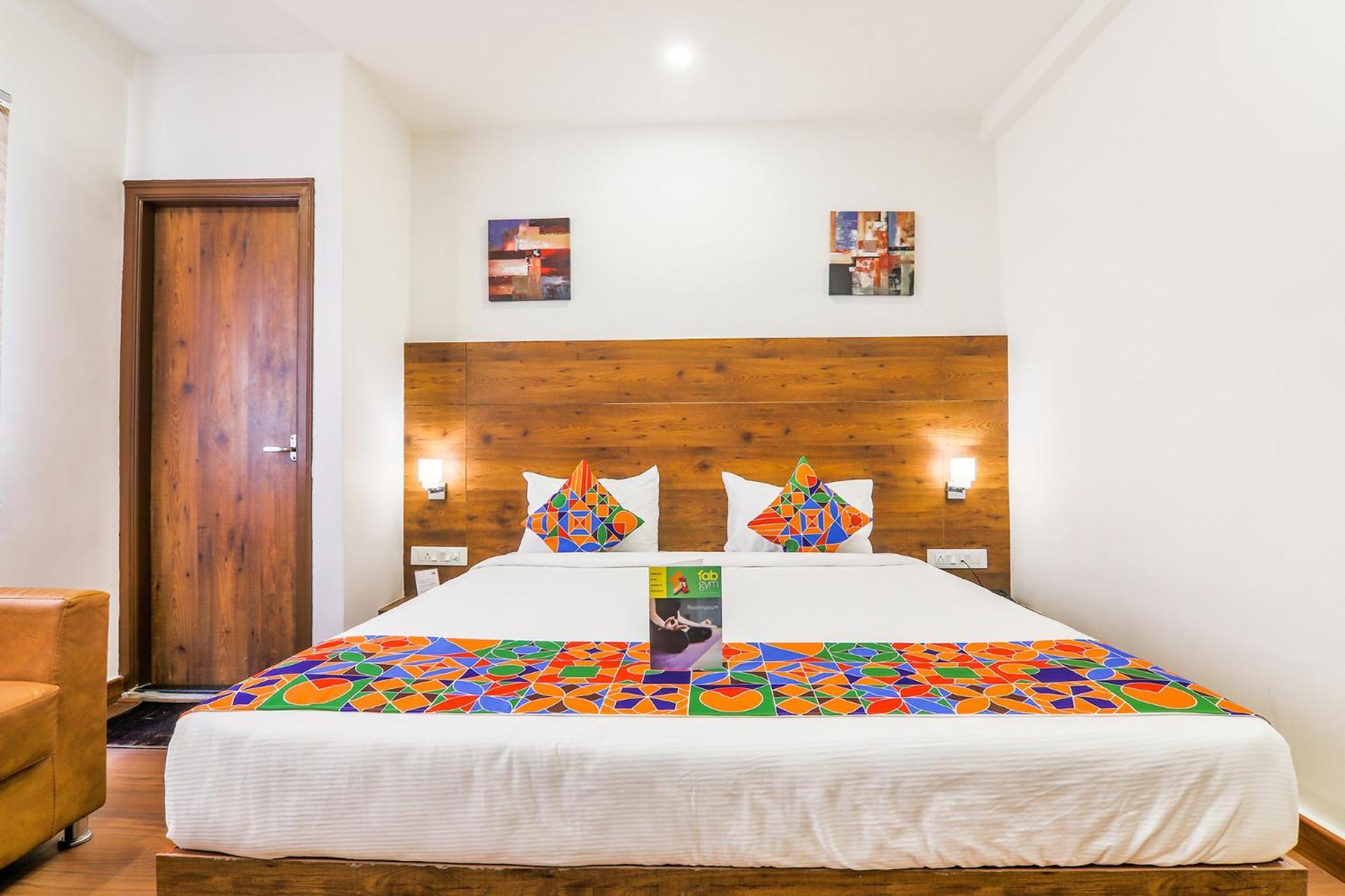 Fabhotel Vista - Frazer Town Hotel