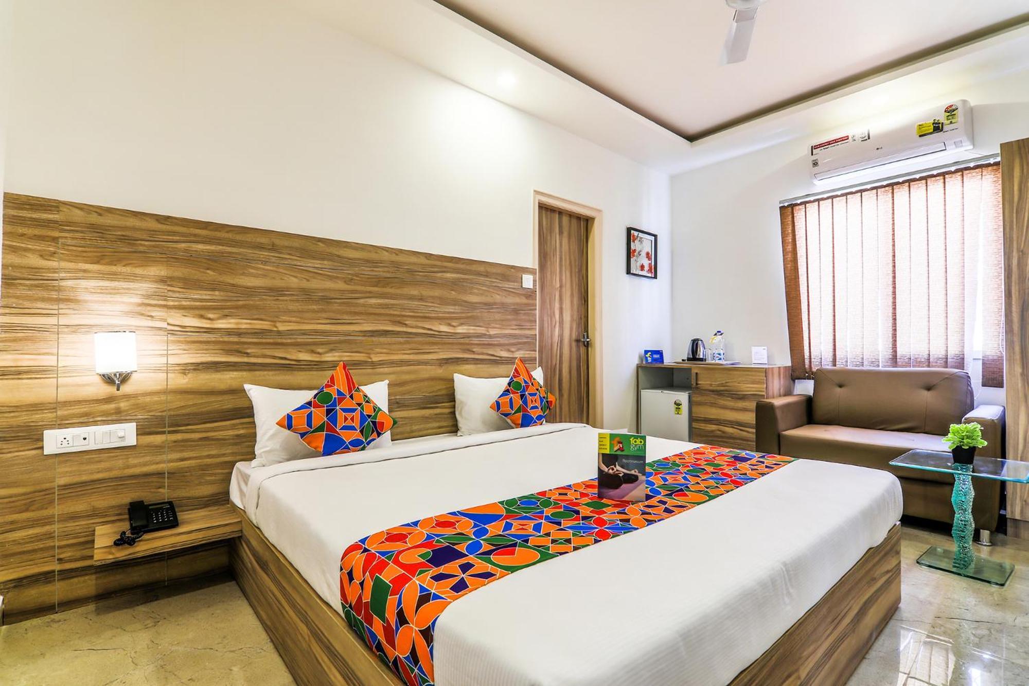 Hotel Fabhotel Vista - Frazer Town