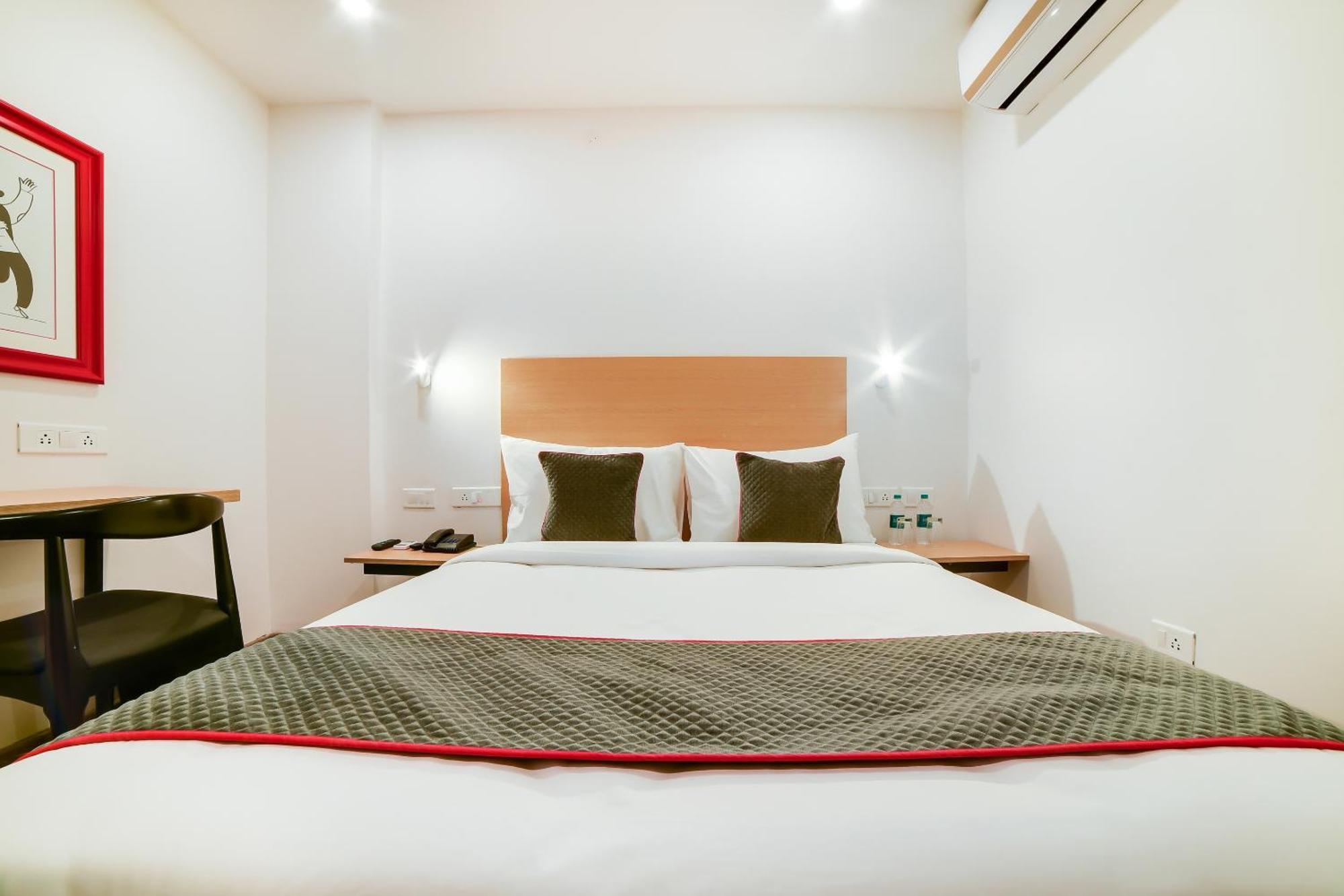 Hotel Super Townhouse Sarjapur Near Bellandur Bangalore