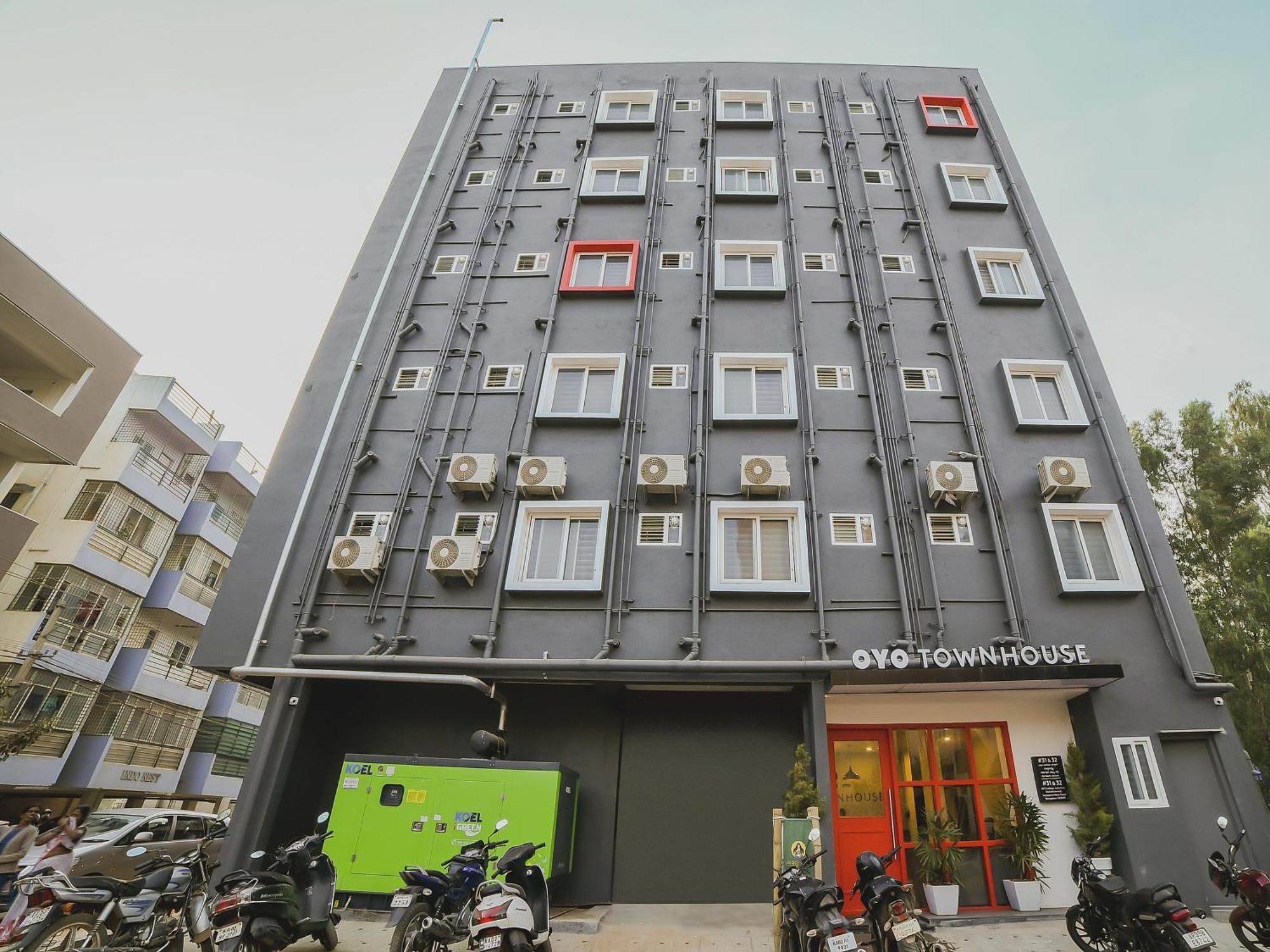 Super Townhouse Sarjapur Near Bellandur 4* Bangalore