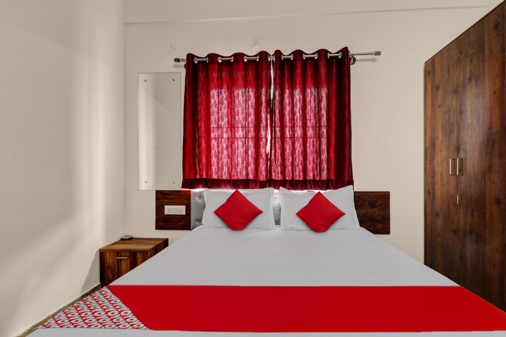 O Aishwarya Comfort Hotel 3*