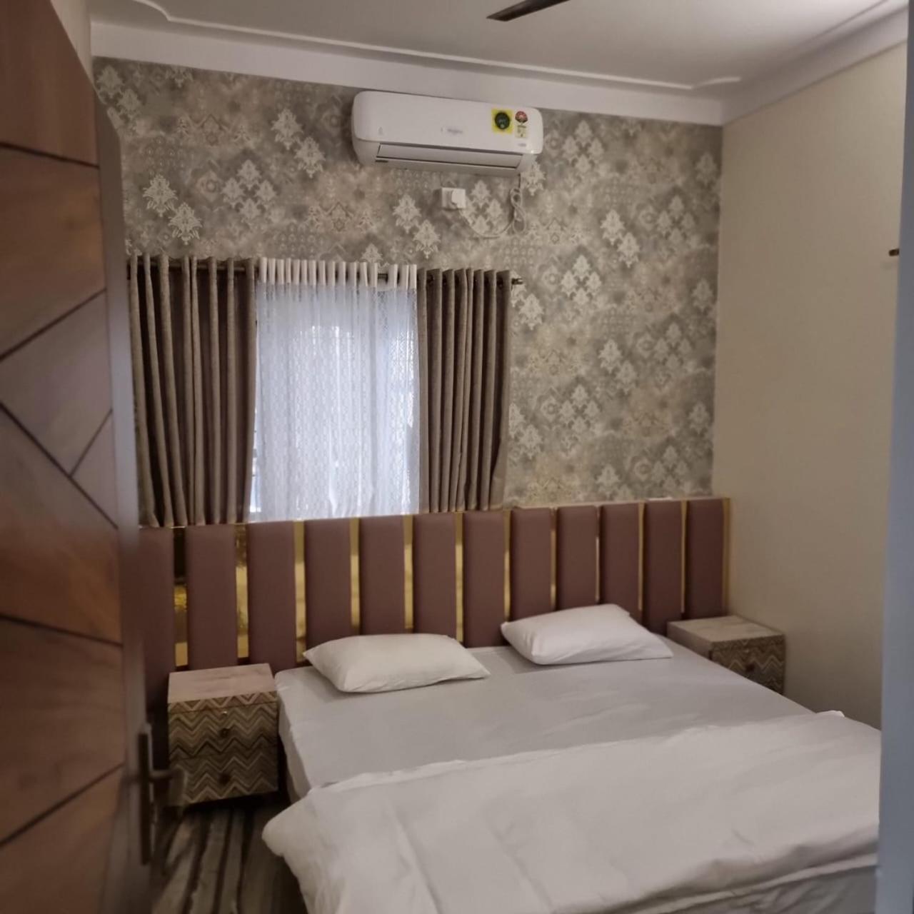 Lg Signature Apartment