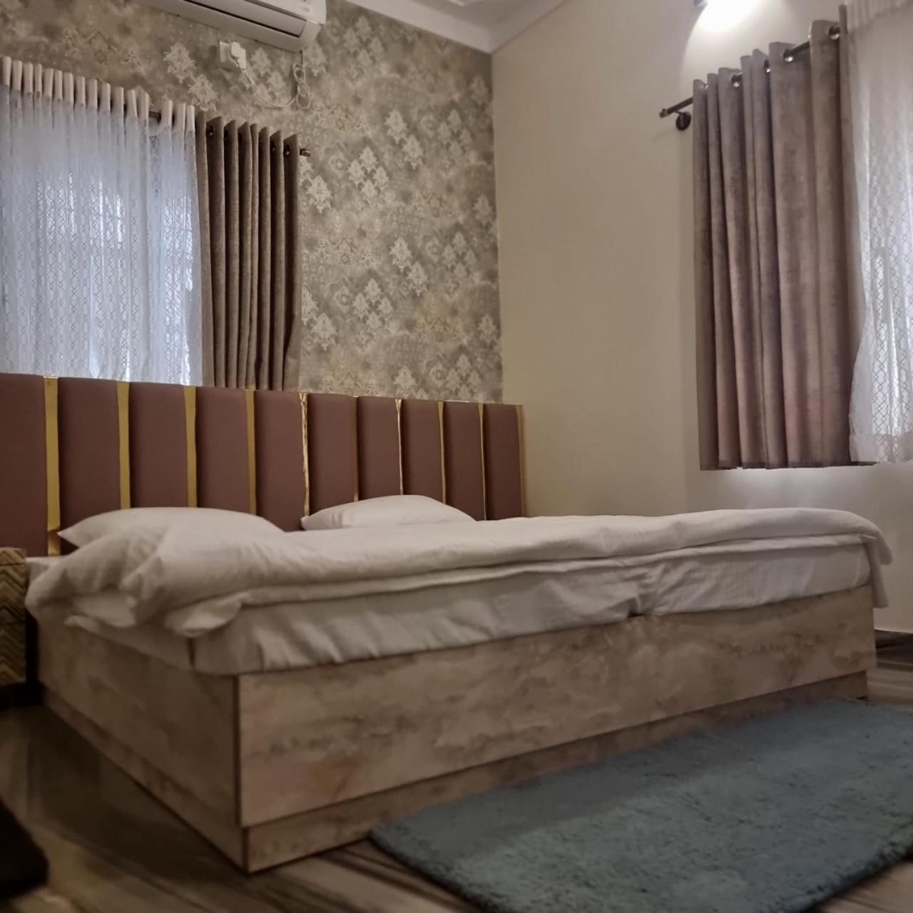 Apartment Lg Signature *