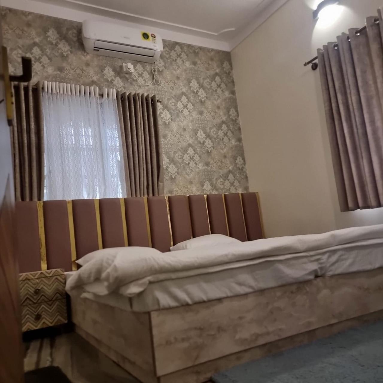 Apartment Lg Signature *