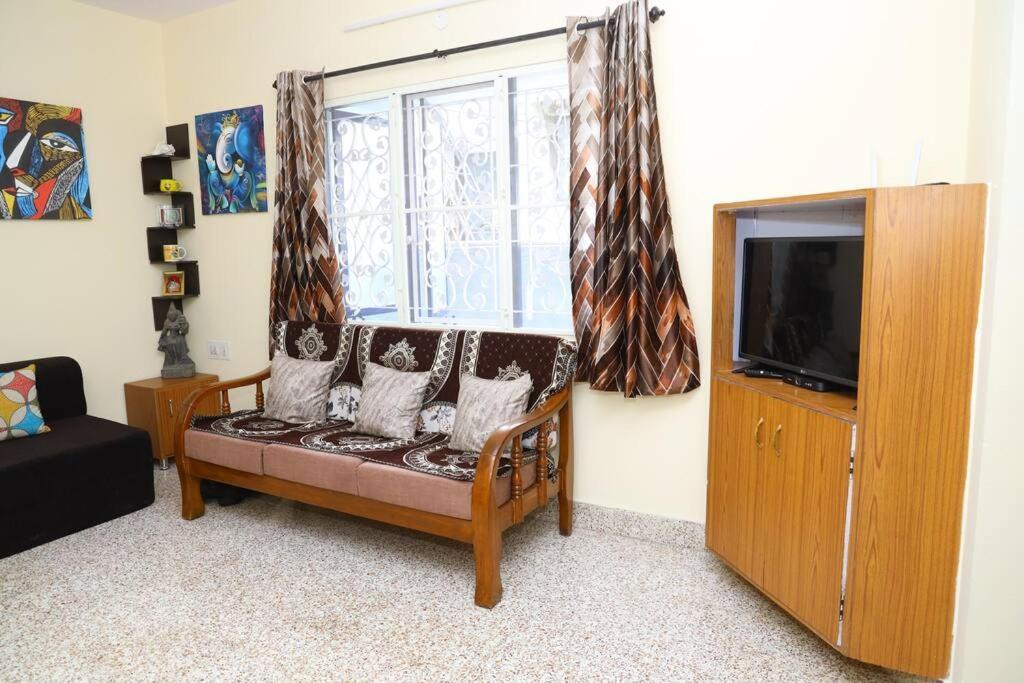 Aakruti- Centrally Located In Malleswaram *