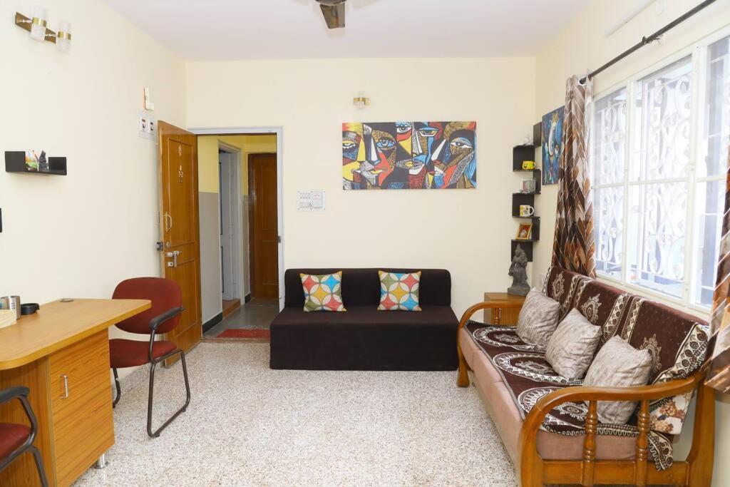 Apartment Aakruti- Centrally Located In Malleswaram Bangalore
