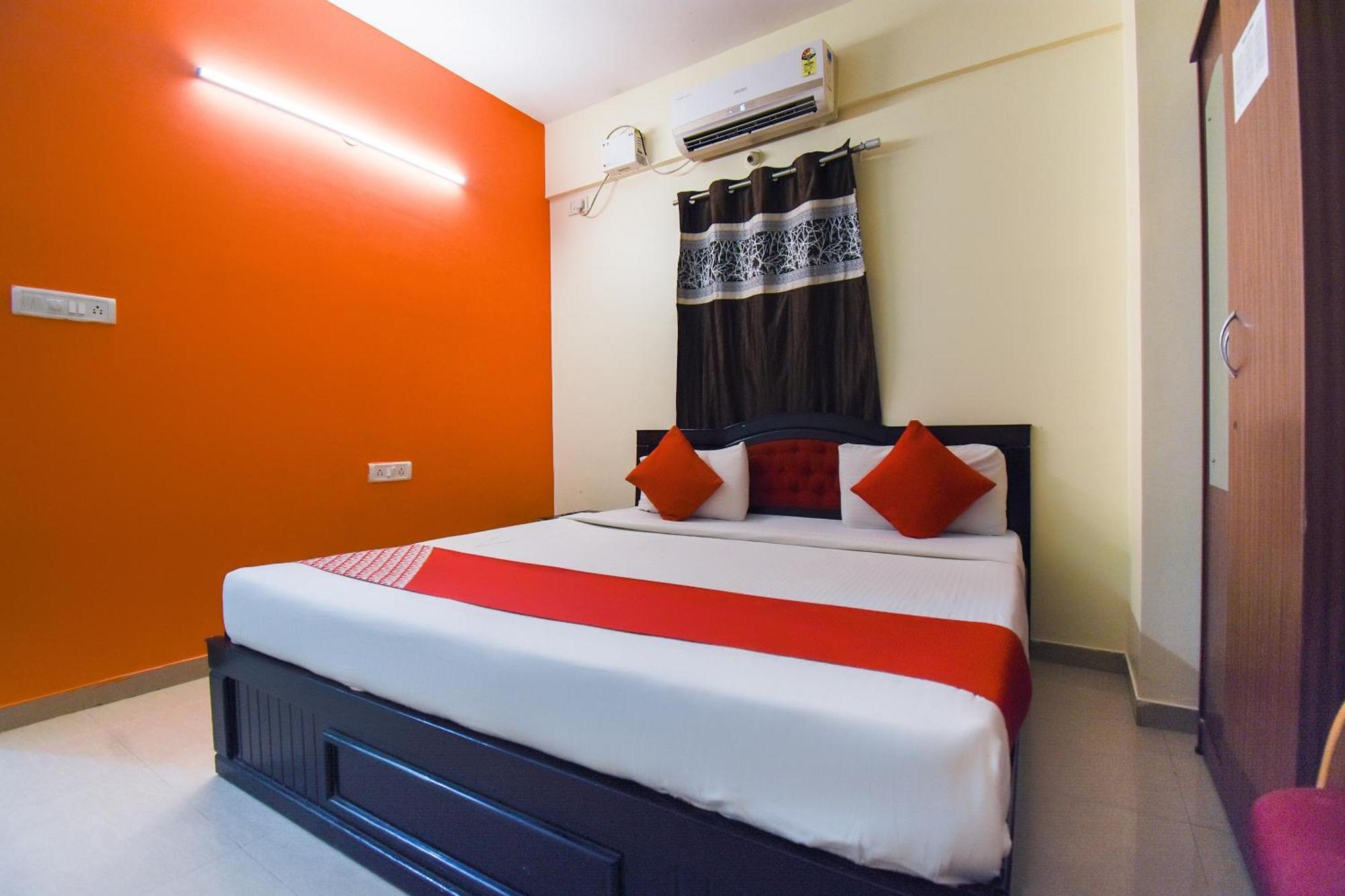 Hotel Oyo Balaji 3*