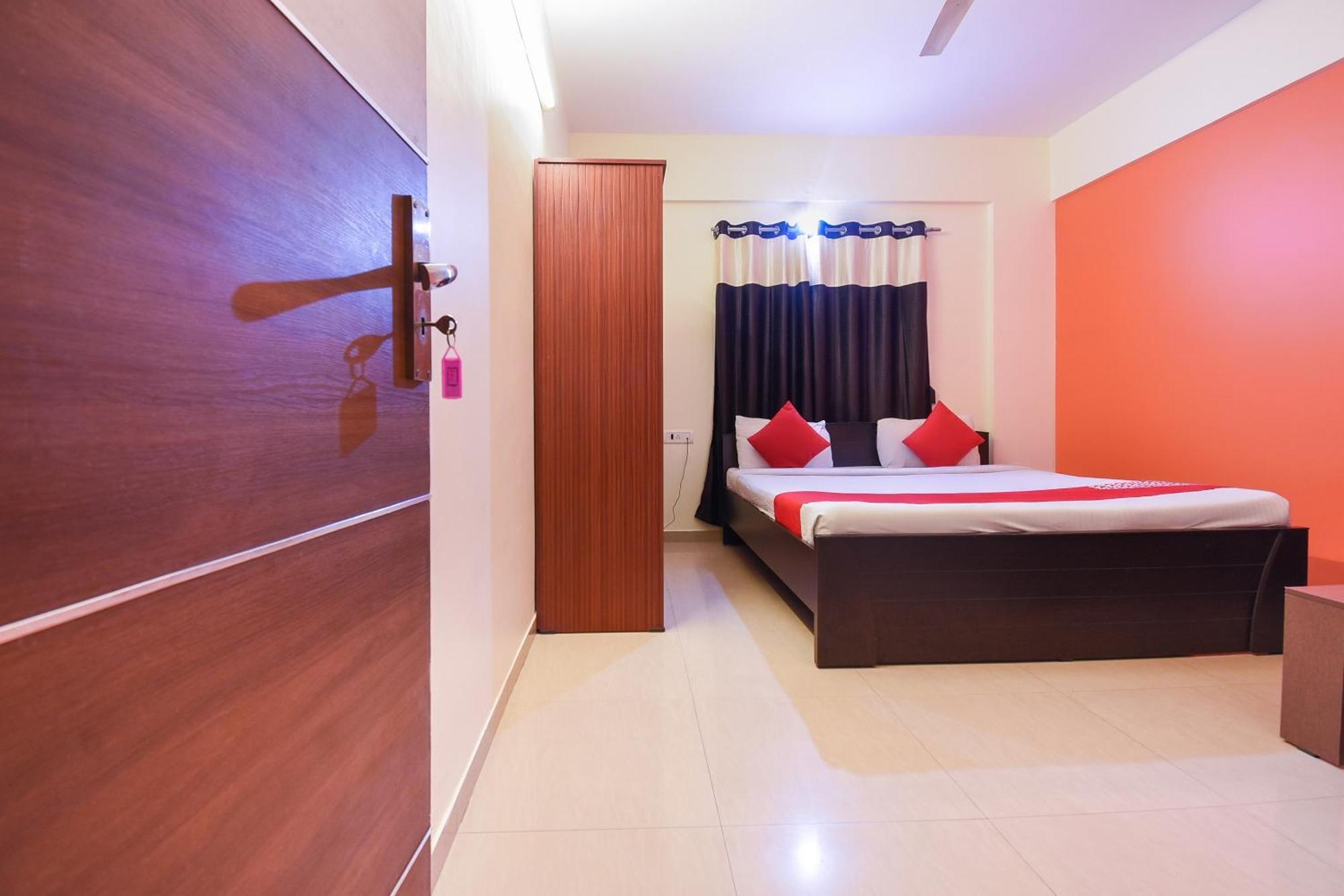 Oyo Balaji Hotel
