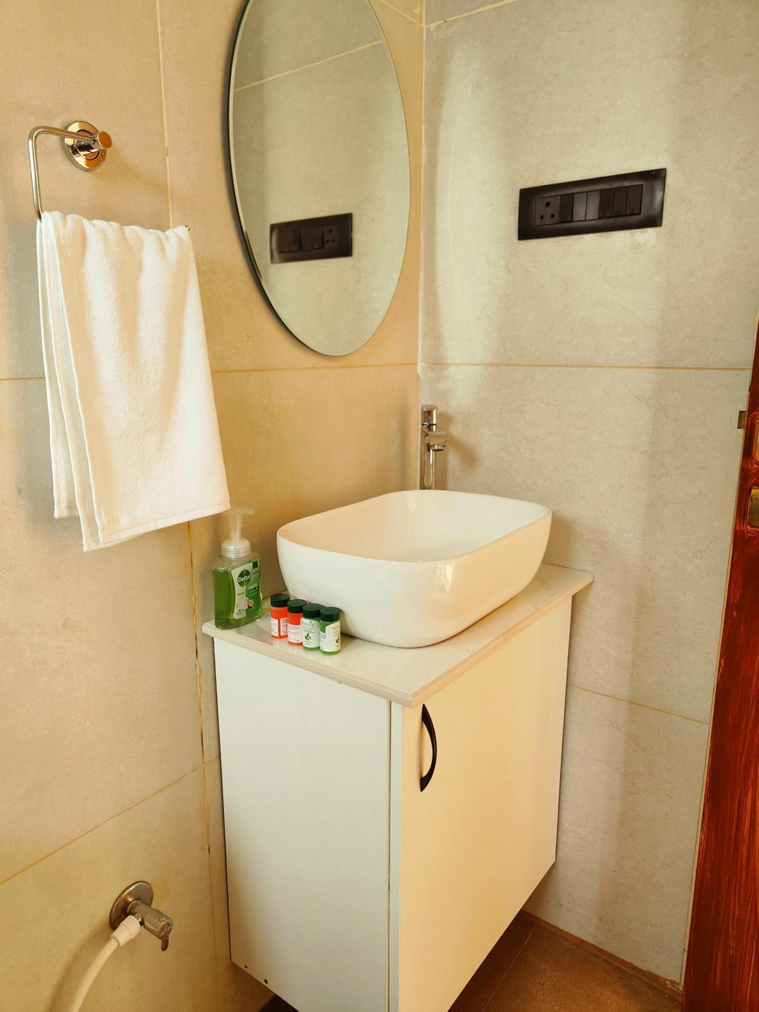 Apartment 2 Bedroom Near Vijayanagar, Bangalore