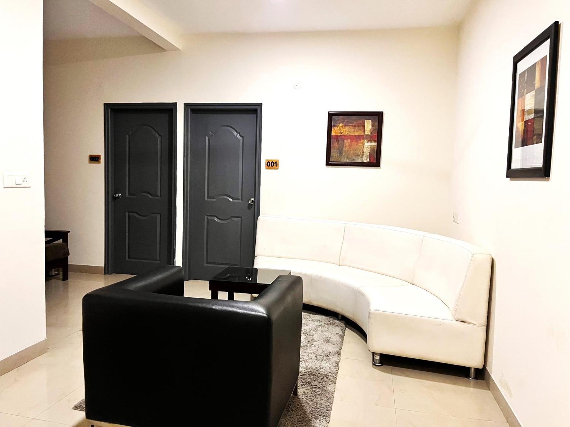 Athasri Hsr Layout Bed & Breakfast 3*