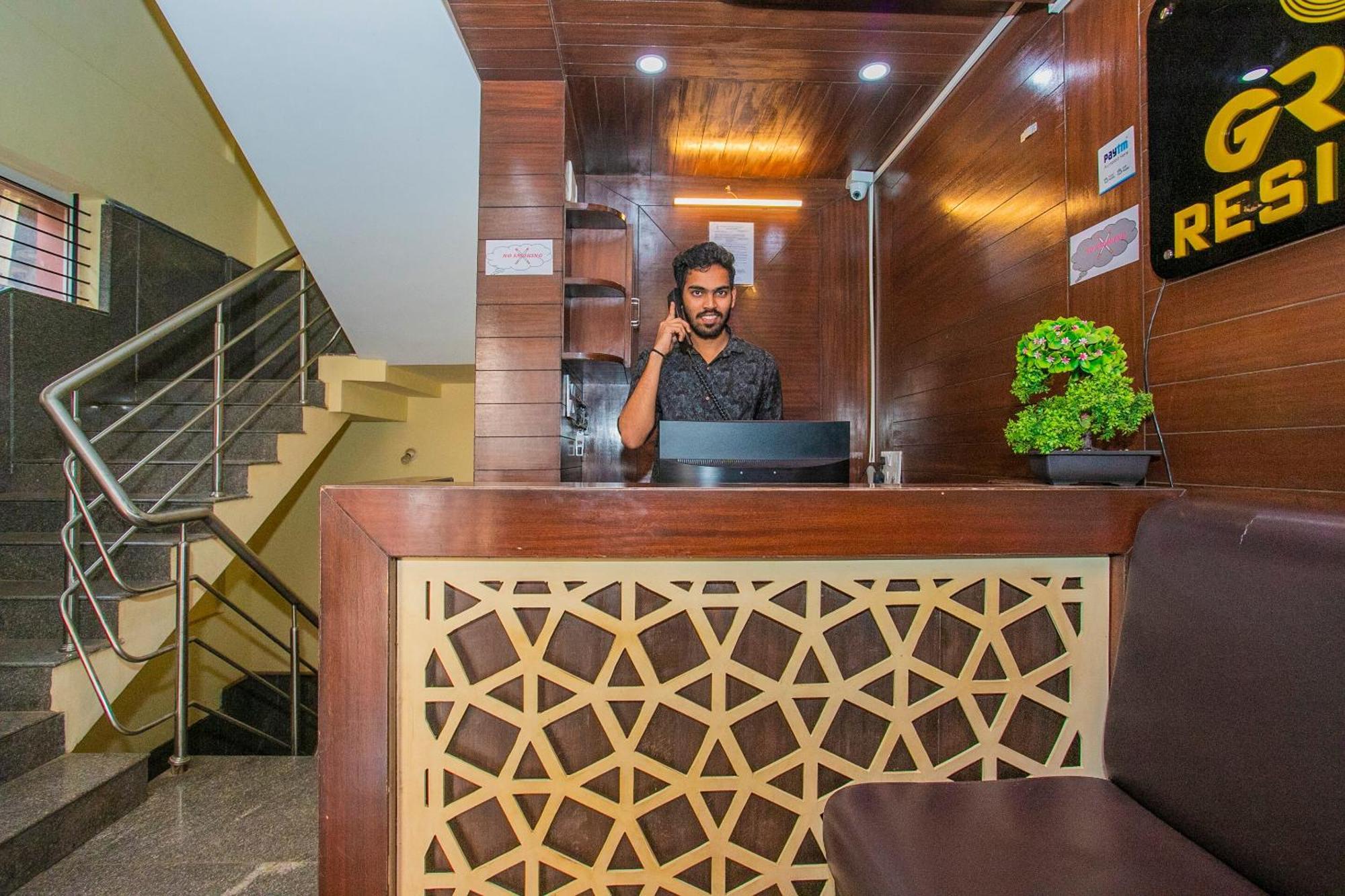 Super Oyo Flagship Grand Residency 3*