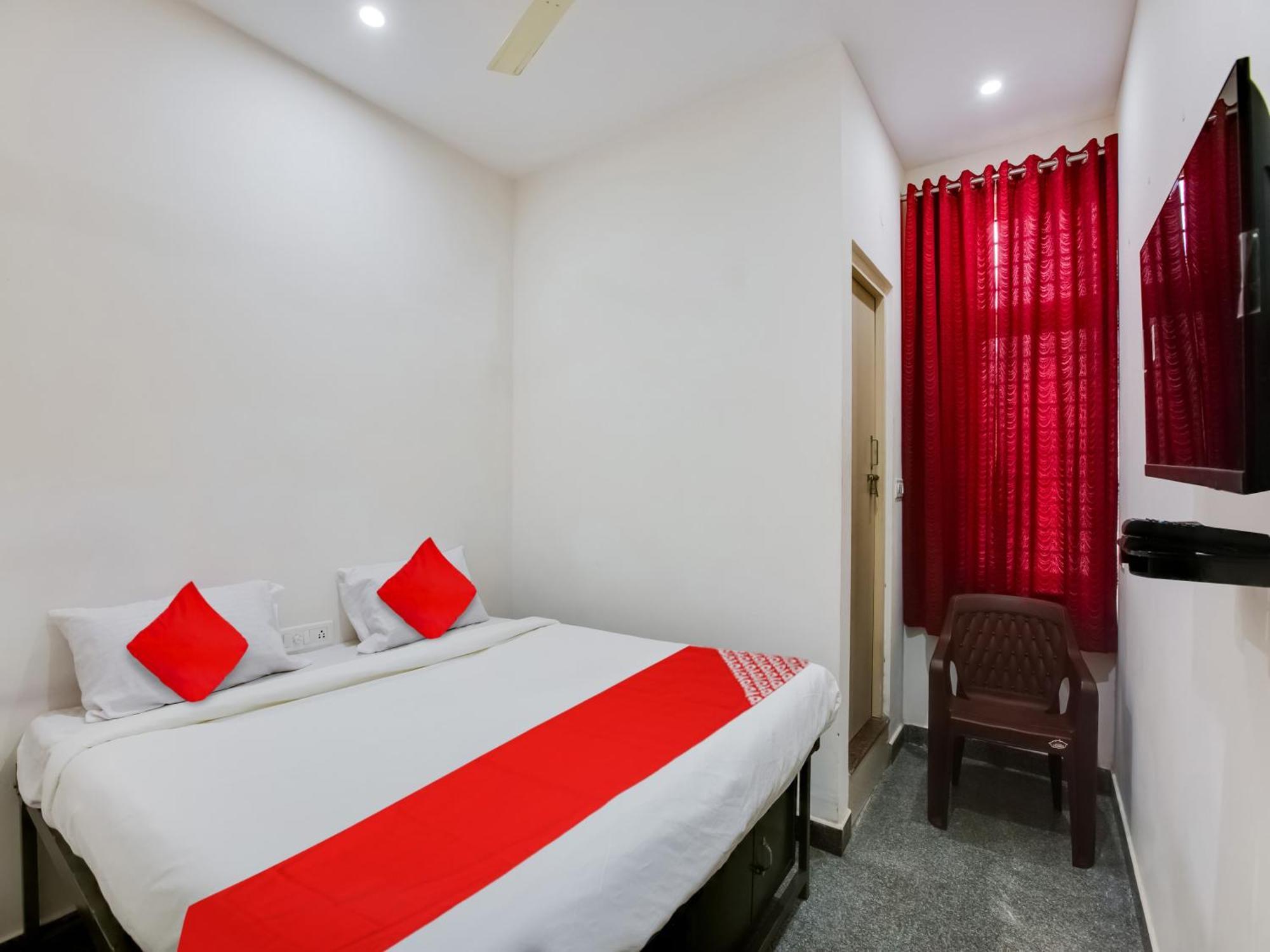O Manjushree Boarding & Nearby Dr.br Ambedkar Stadium Basveshwar Nagar Hotel Bangalore
