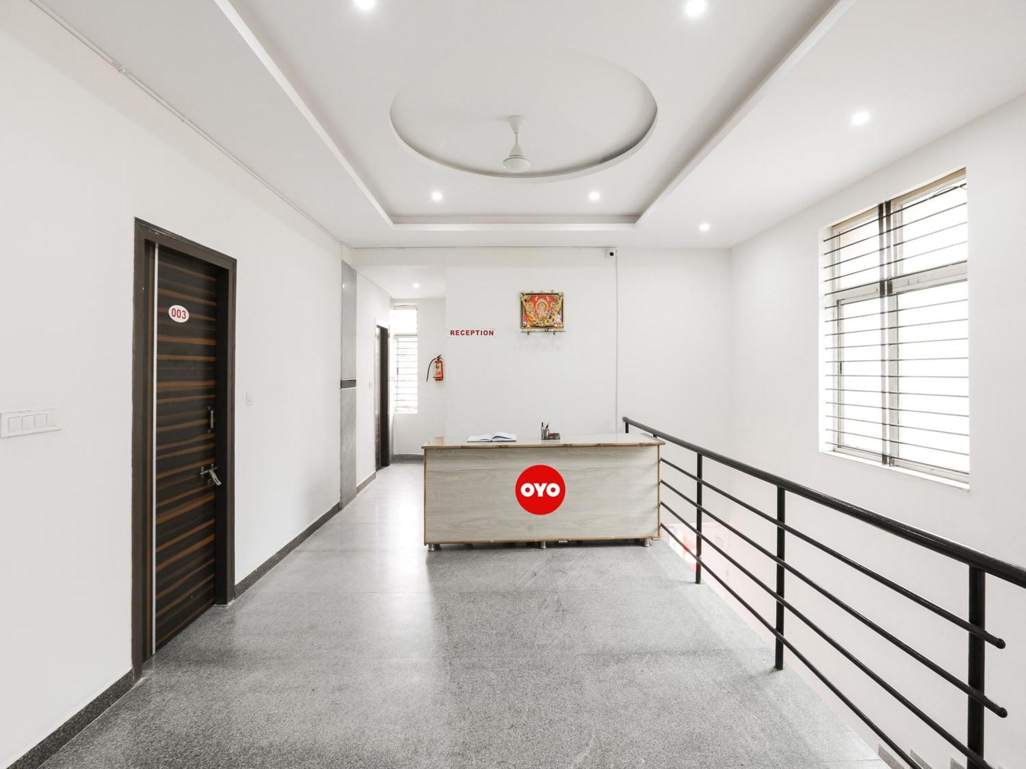 O Manjushree Boarding & Nearby Dr.br Ambedkar Stadium Basveshwar Nagar Hotel Bangalore
