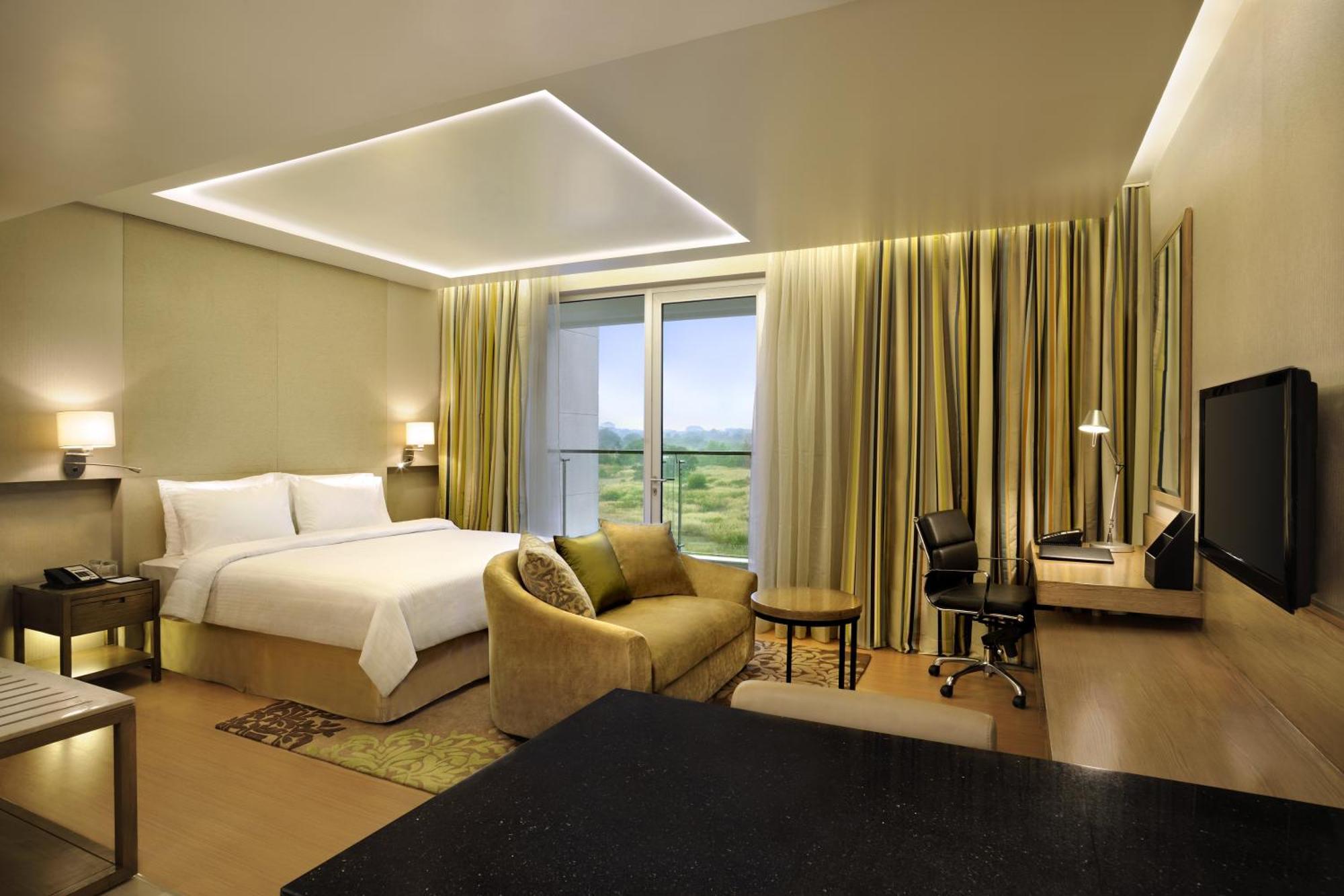 Doubletree By Hilton Outer Ring Road 5* Bangalore