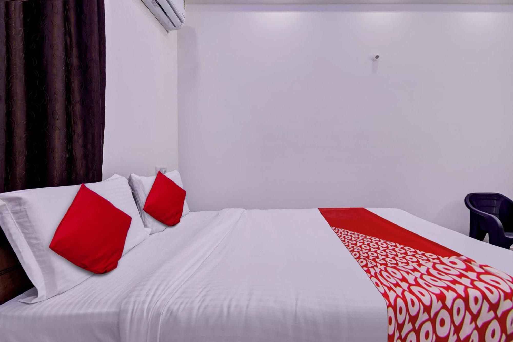 Hotel O Maruthi Paradise 3*