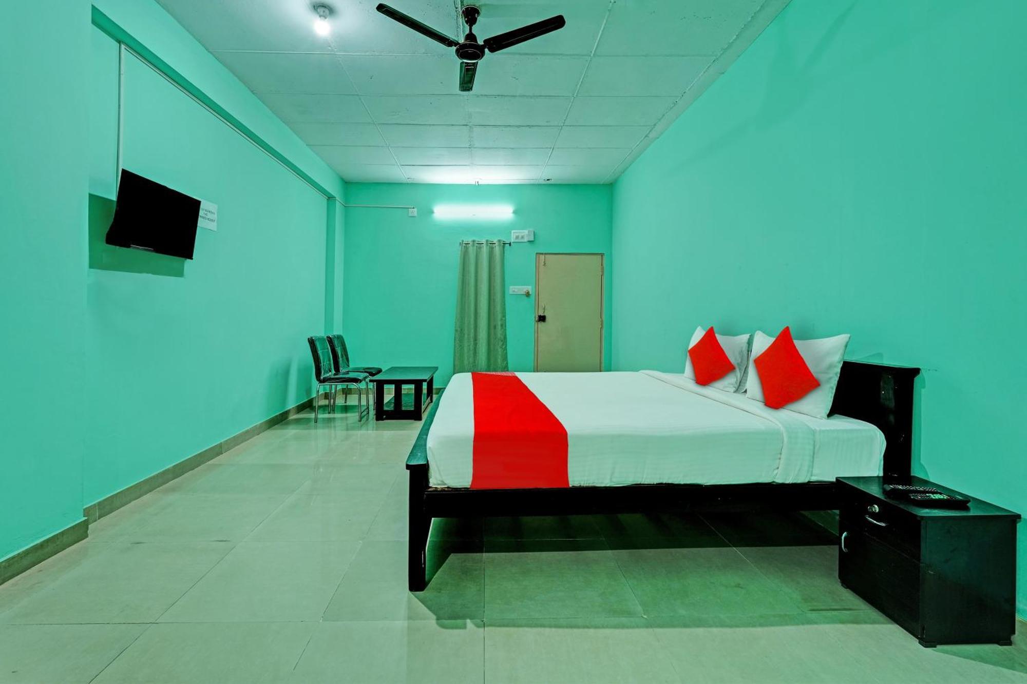 Hotel Super Collection O Druvi Corporate Bangalore