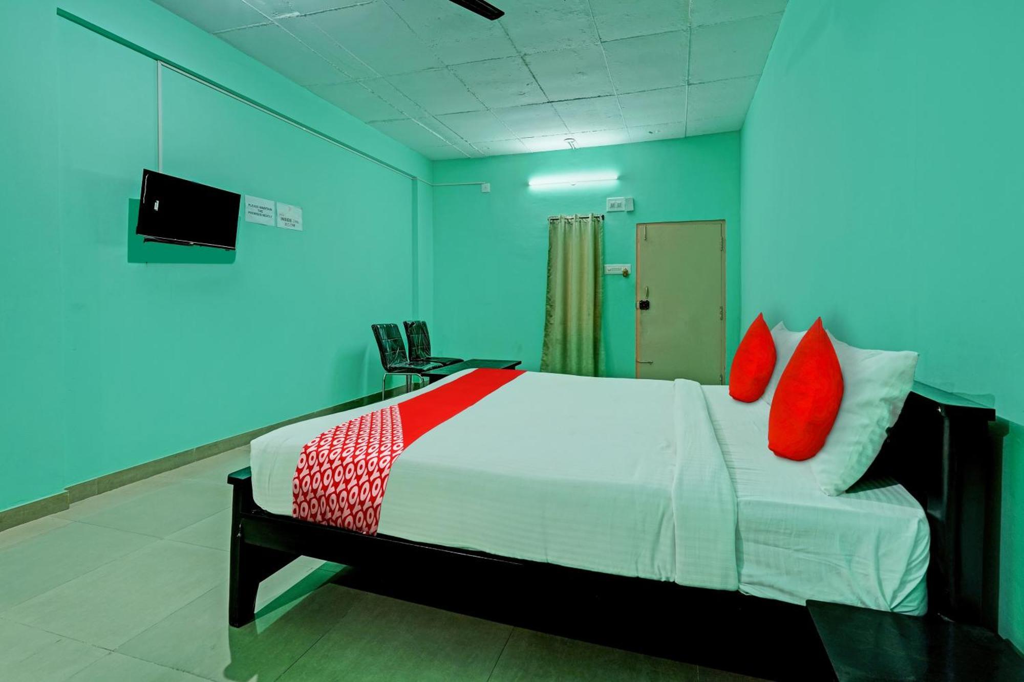 Hotel Super Collection O Druvi Corporate Bangalore