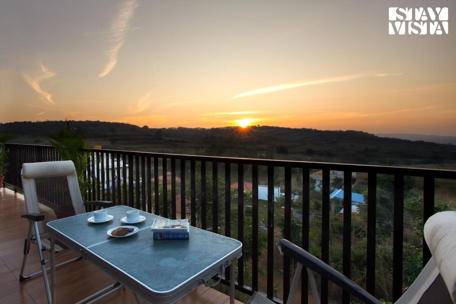 Stayvista At Hillside Harmony Pvt Pool & Free Breakfast Villa *