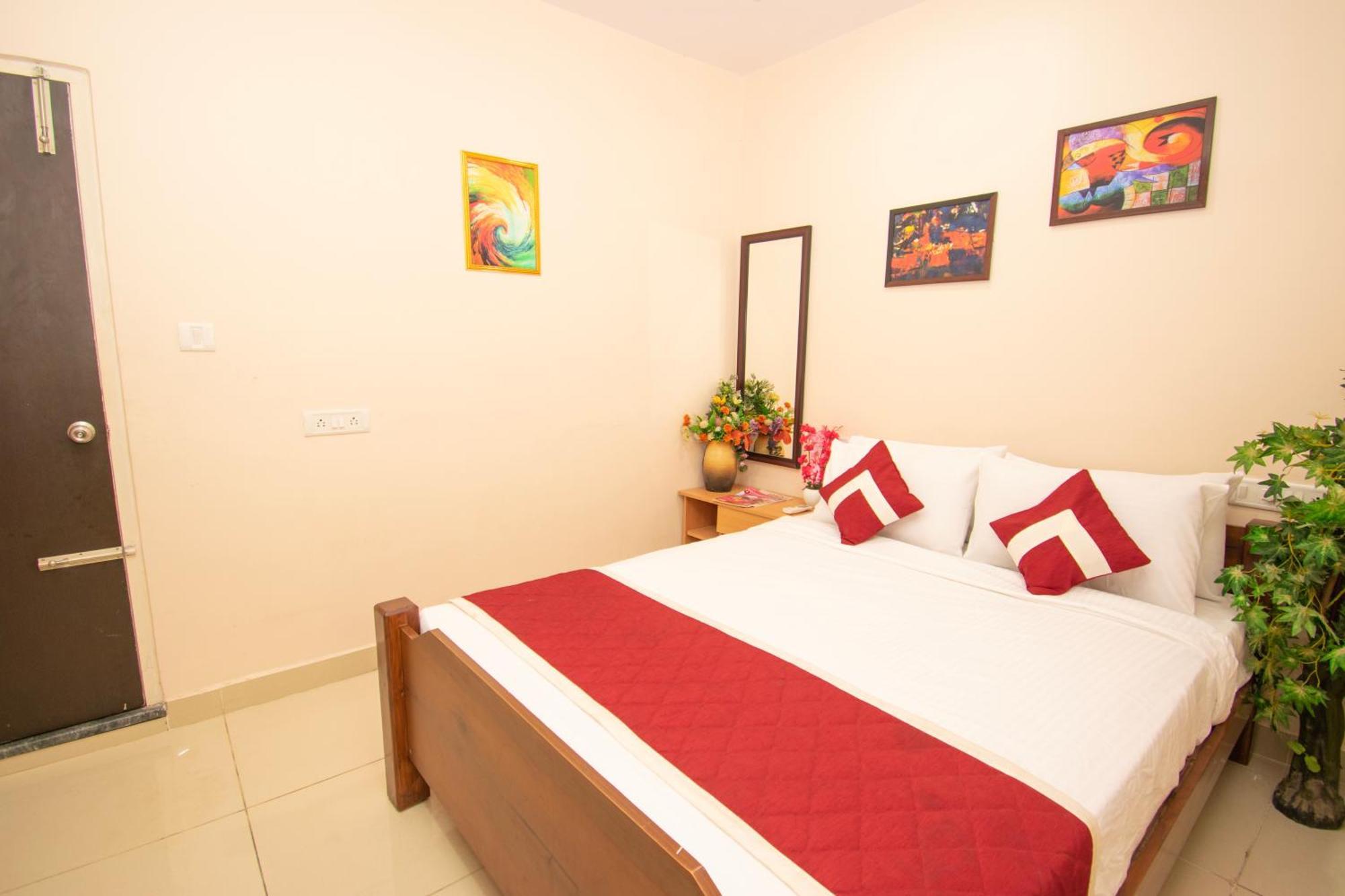 Octave Kanaka Krishna Comforts Hotel 3*