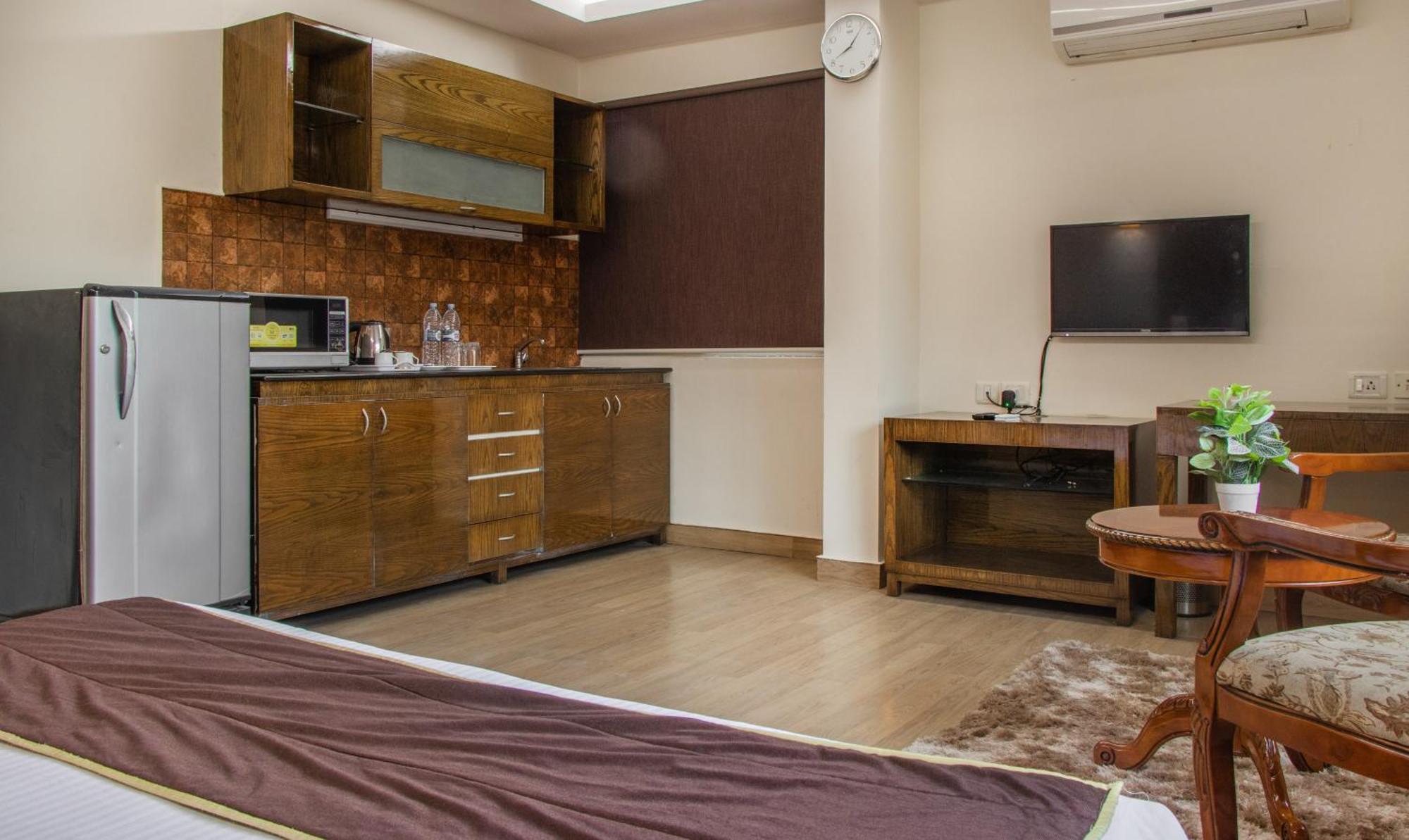 Athasri Infantry Road Hotel Bangalore