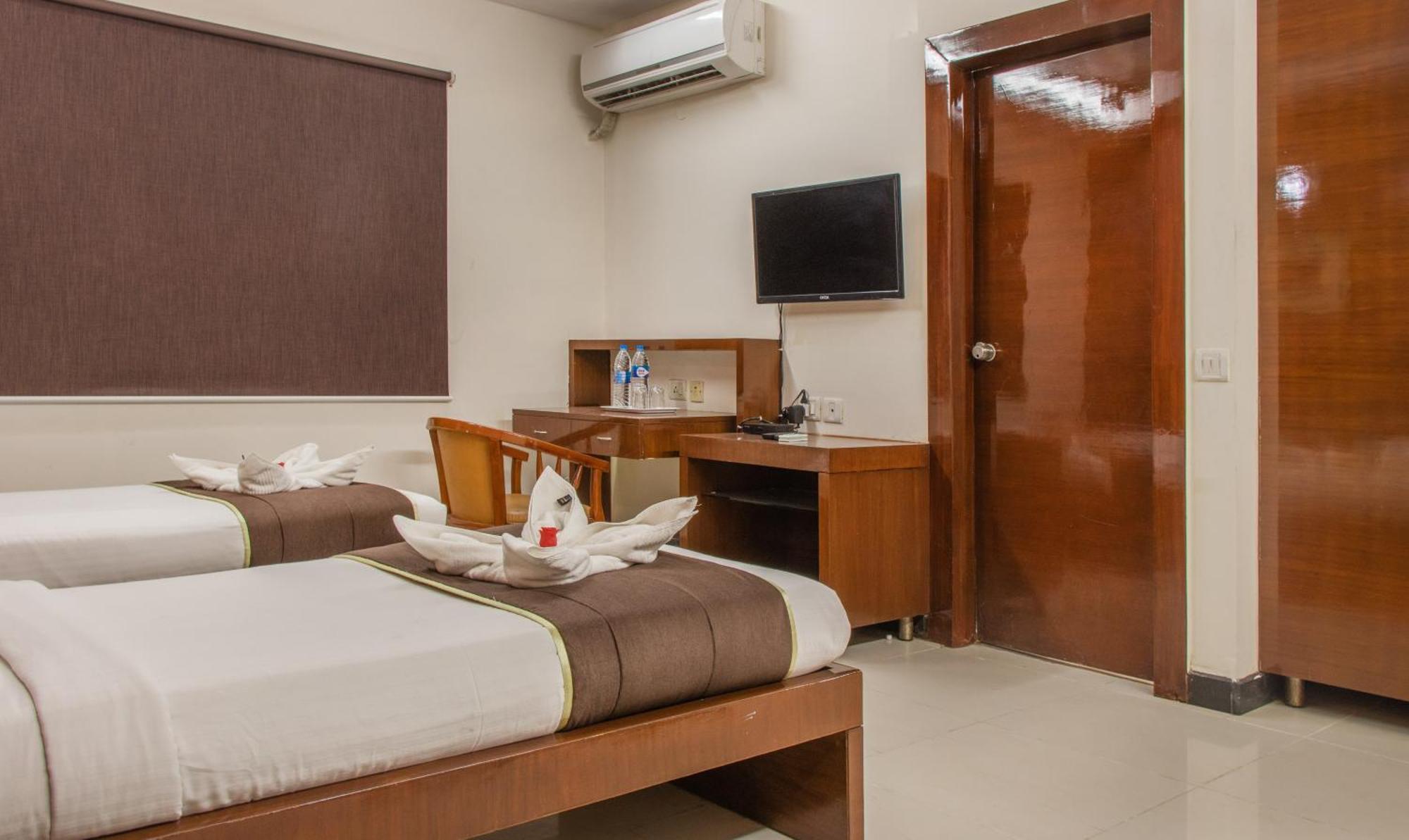 Athasri Infantry Road Hotel Bangalore