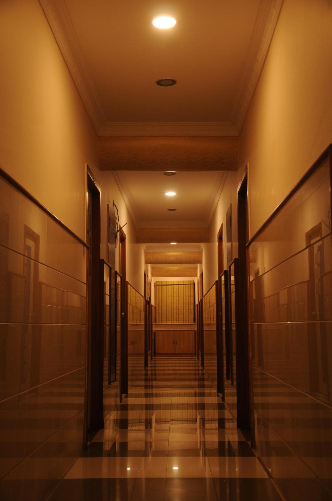 Srinidhi Residency Murugeshpalya Hotel