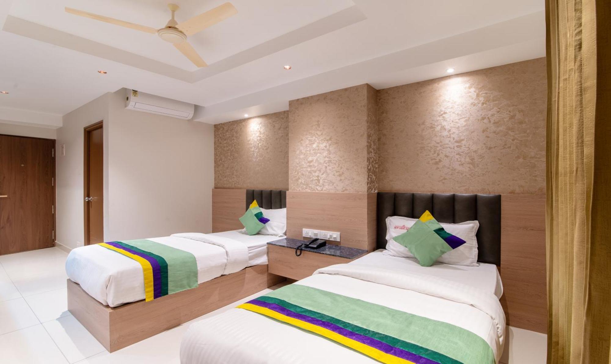 Treebo Premium New Light Hotel