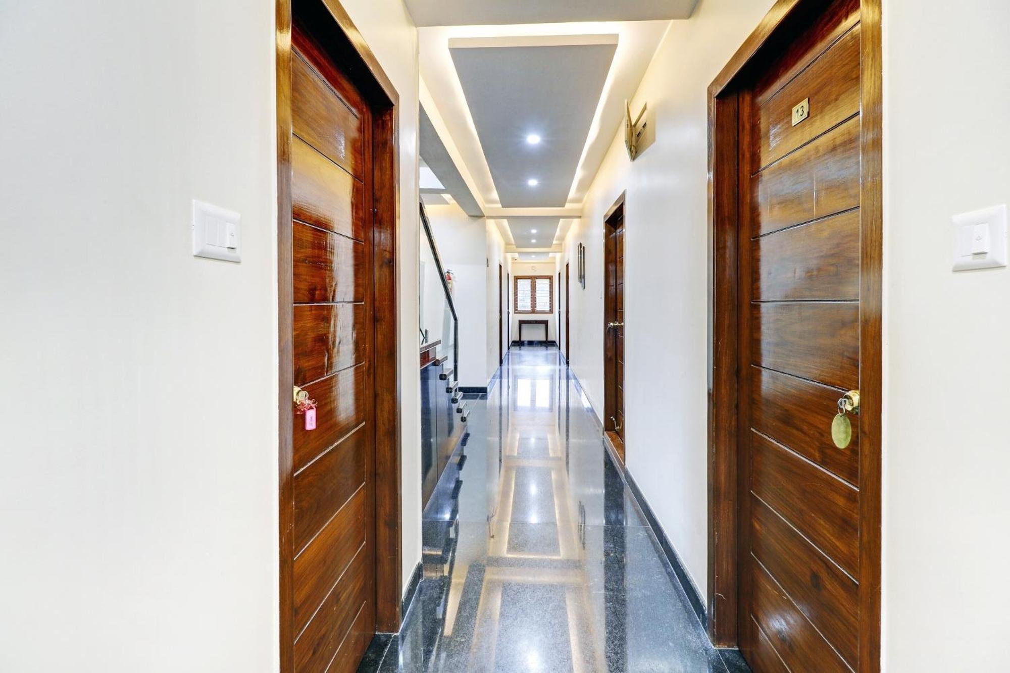 Capital O R R Residency Hotel 3*